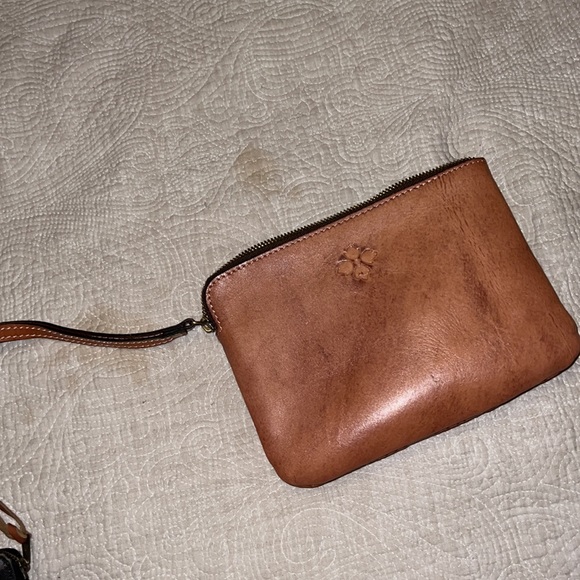 Brown Patricia Nash wristlet - Picture 4 of 5